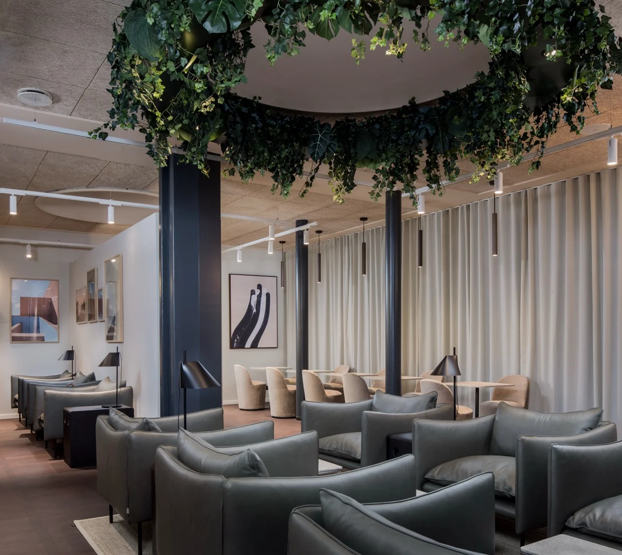 Aspire Lounge (T2 - Photo 2