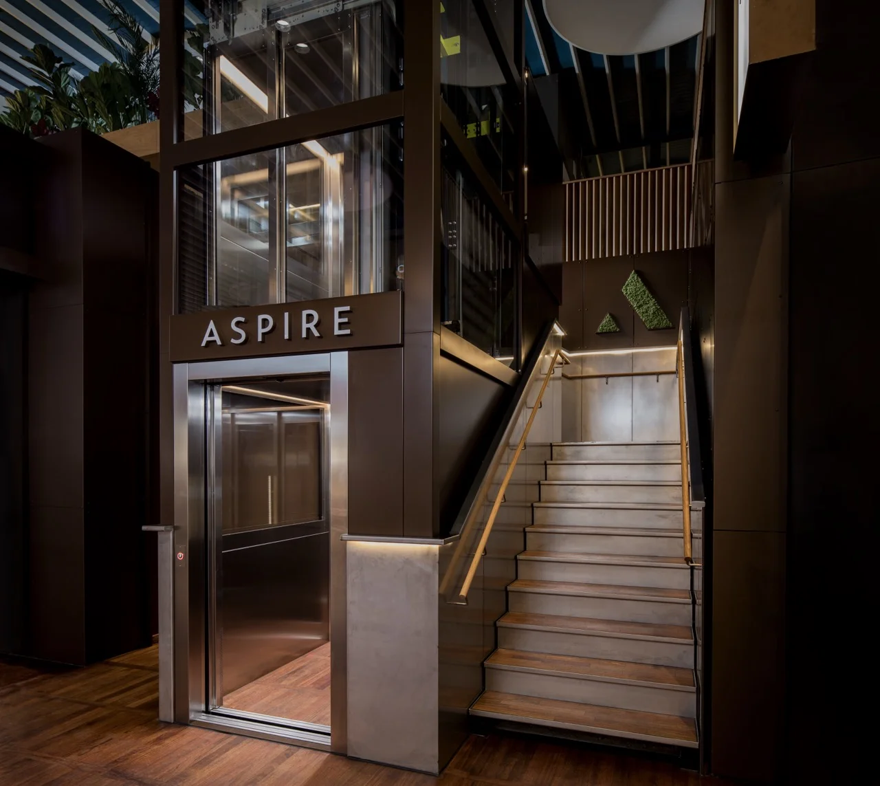 Aspire Lounge (T2 - Photo 1